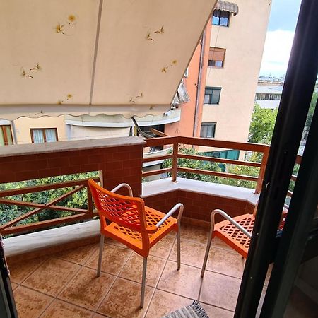 Family-Friendly Apt At 21 Dhjetori W/Self Check-In Tirana Exterior foto