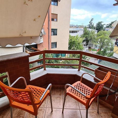 Family-Friendly Apt At 21 Dhjetori W/Self Check-In Tirana Exterior foto